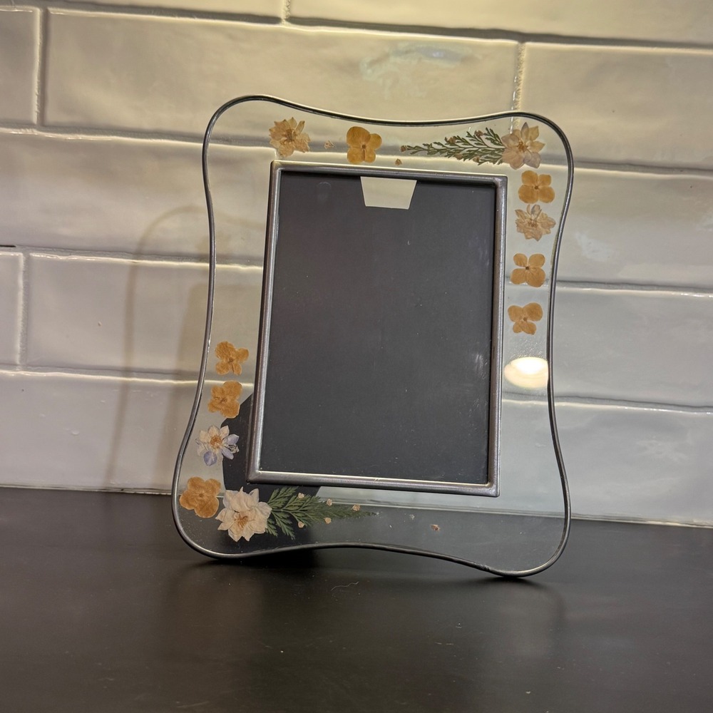 Picture Frame Clear Silver Pressed Dried Flower Scalloped Glass Botanical